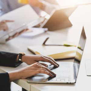 Jak Wirtualne Biuro Może Pomóc w Zarządzaniu Firmą Jednoosobową